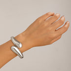Fashion Metallic Gloss Water Drops Hug Opening Bracelet
