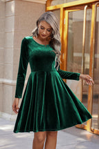 Yasmin Aesthetic Knee Length Dress with a Round Neckline and Long Sleeves Premium Wardrobe Essential
