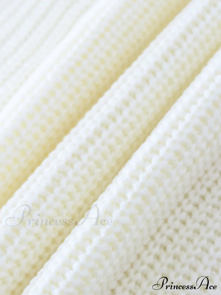 Comfort Charming Club Sweater
