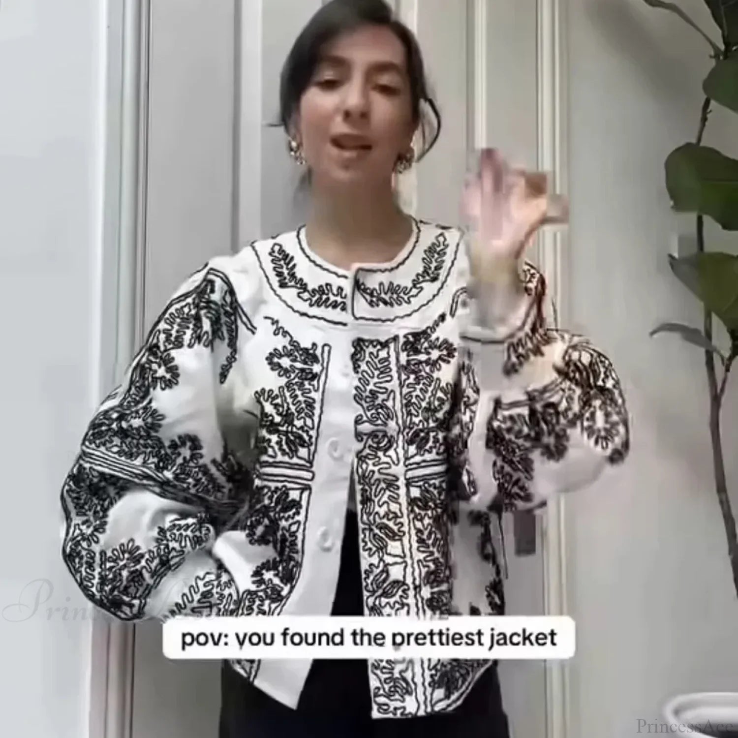 Cotton Floral Embroidery Lantern Sleeve Boho Jacket