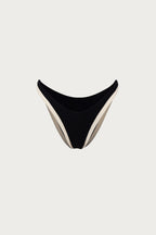 Bikini with contrasting edge