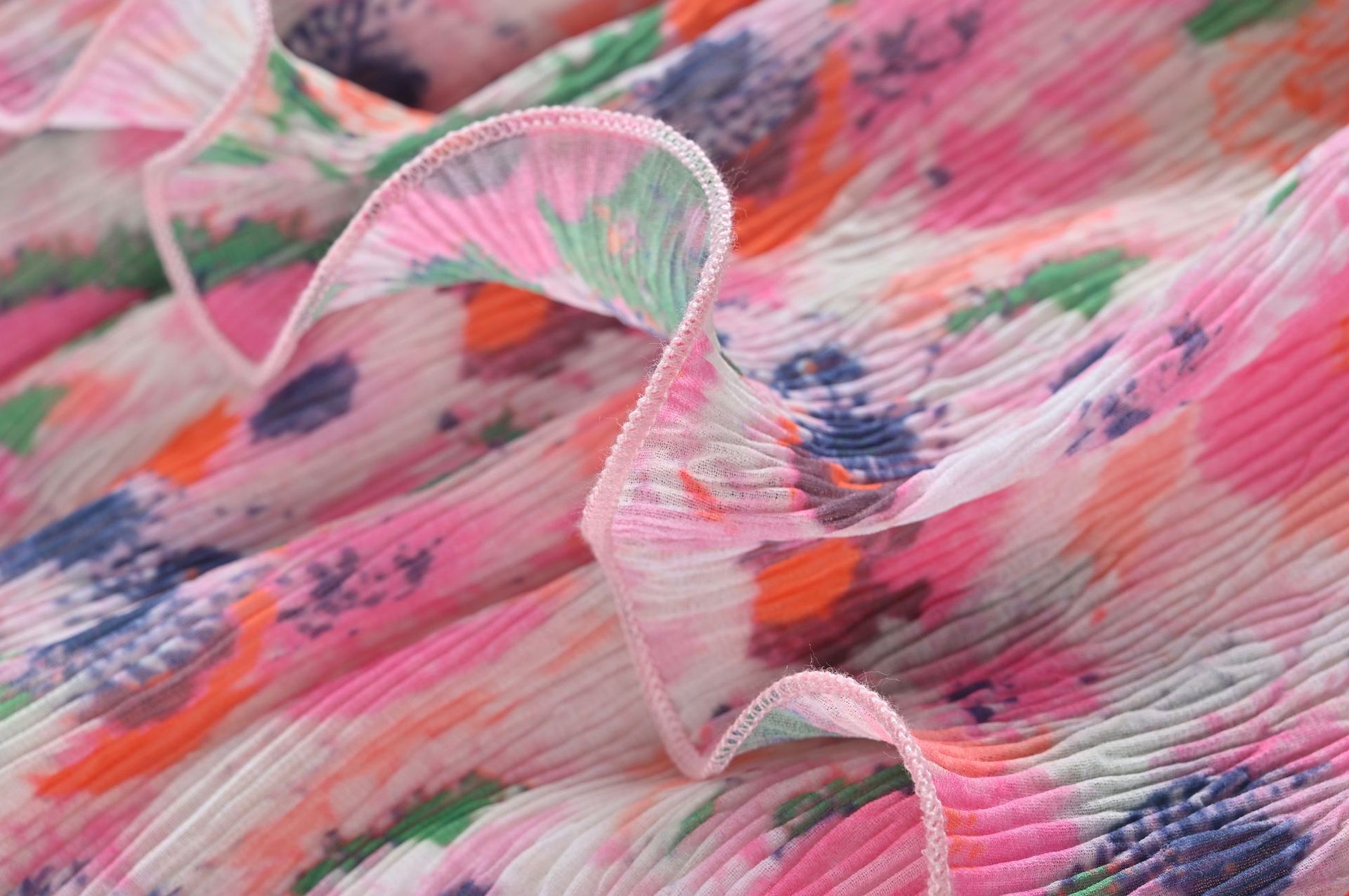 Square Neck Smocked Bodice Tiered Ruffle Floral Print Maxi Dress