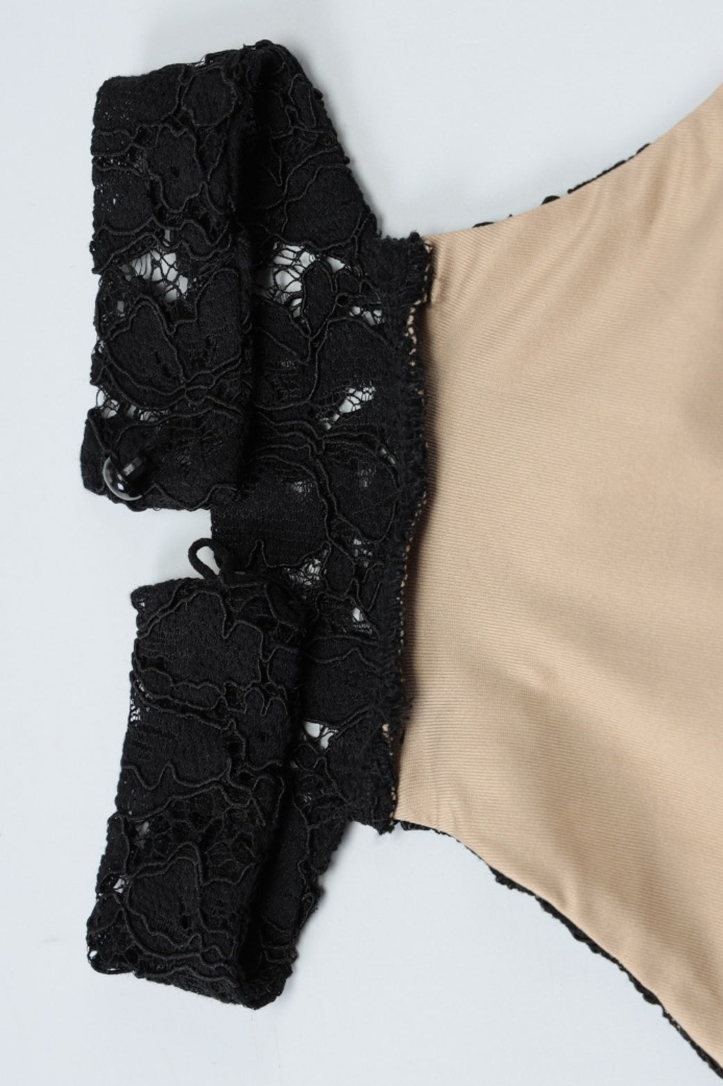Halter Lace Collar Floral Lace Panel Ruched Bodycon Maxi Dress