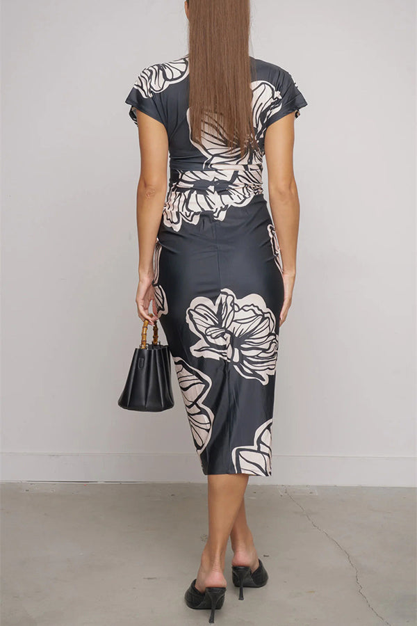 Bella Contrast Color Unique Print Dolman Sleeve Ruched Slit Midi Dress