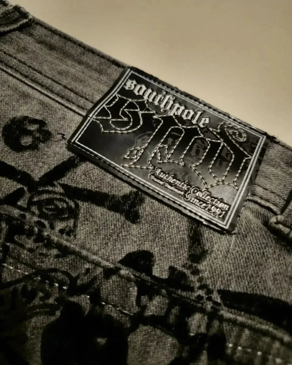 Dark Skull Print Tall Waist Pant