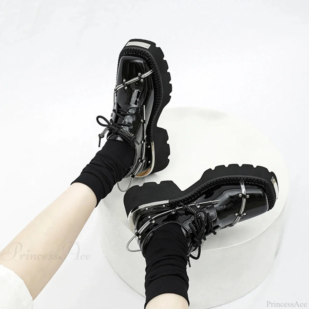 Dark Stand Loafer Celebration Tennis Shoe