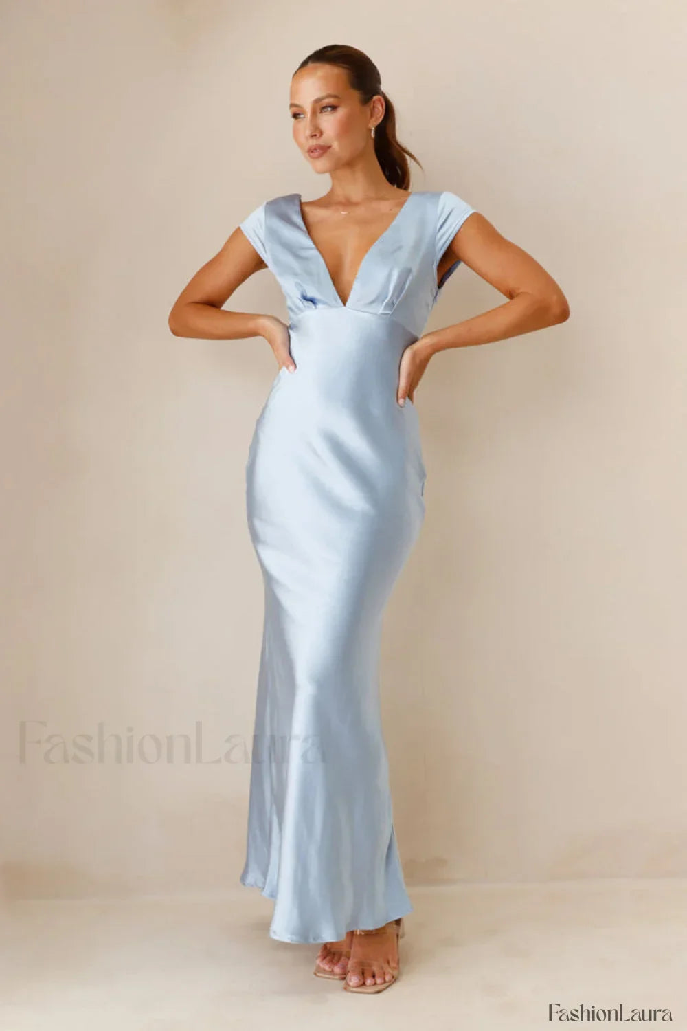 Deep V-Neck Bodycon Backless Midi Dress