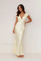 Deep V-Neck Bodycon Backless Midi Dress