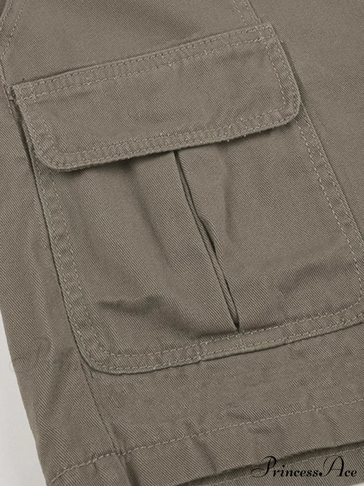 Trendy Cargo Shorts with Pockets