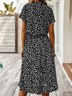Sarah Minimalist Vintage Dress Chic Silhouette Collection