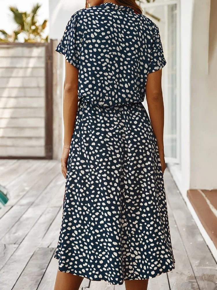 Sarah Minimalist Vintage Dress Chic Silhouette Collection
