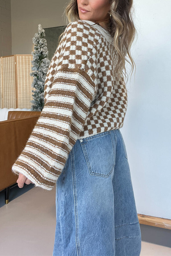 Fashionable Plaid Striped Casual V Long-sleeved Short Knitted Cardigan