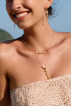 Stylish Rhinestone-accented Fishbone Stud Earrings and Necklace
