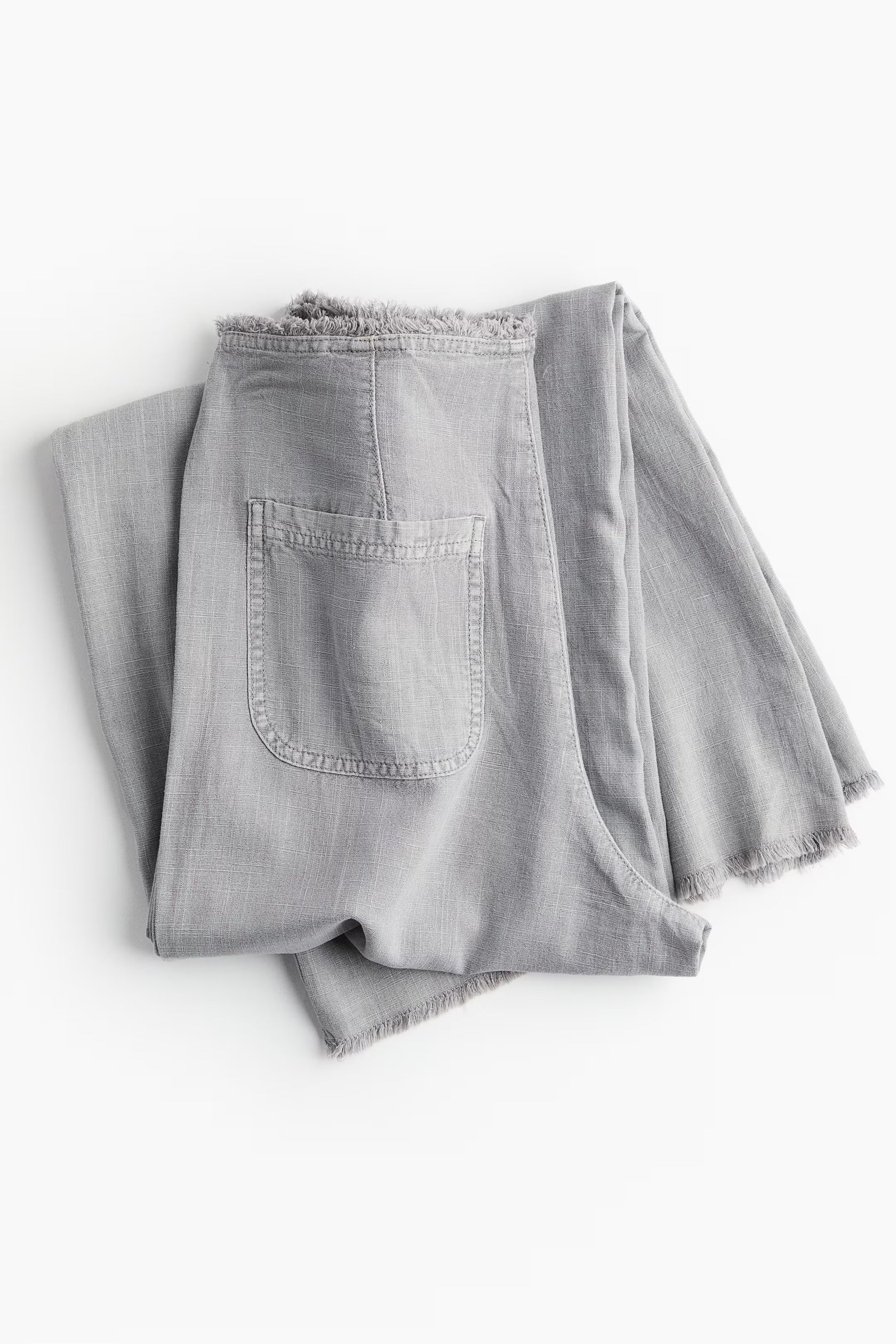 Frayed Slim Jeans