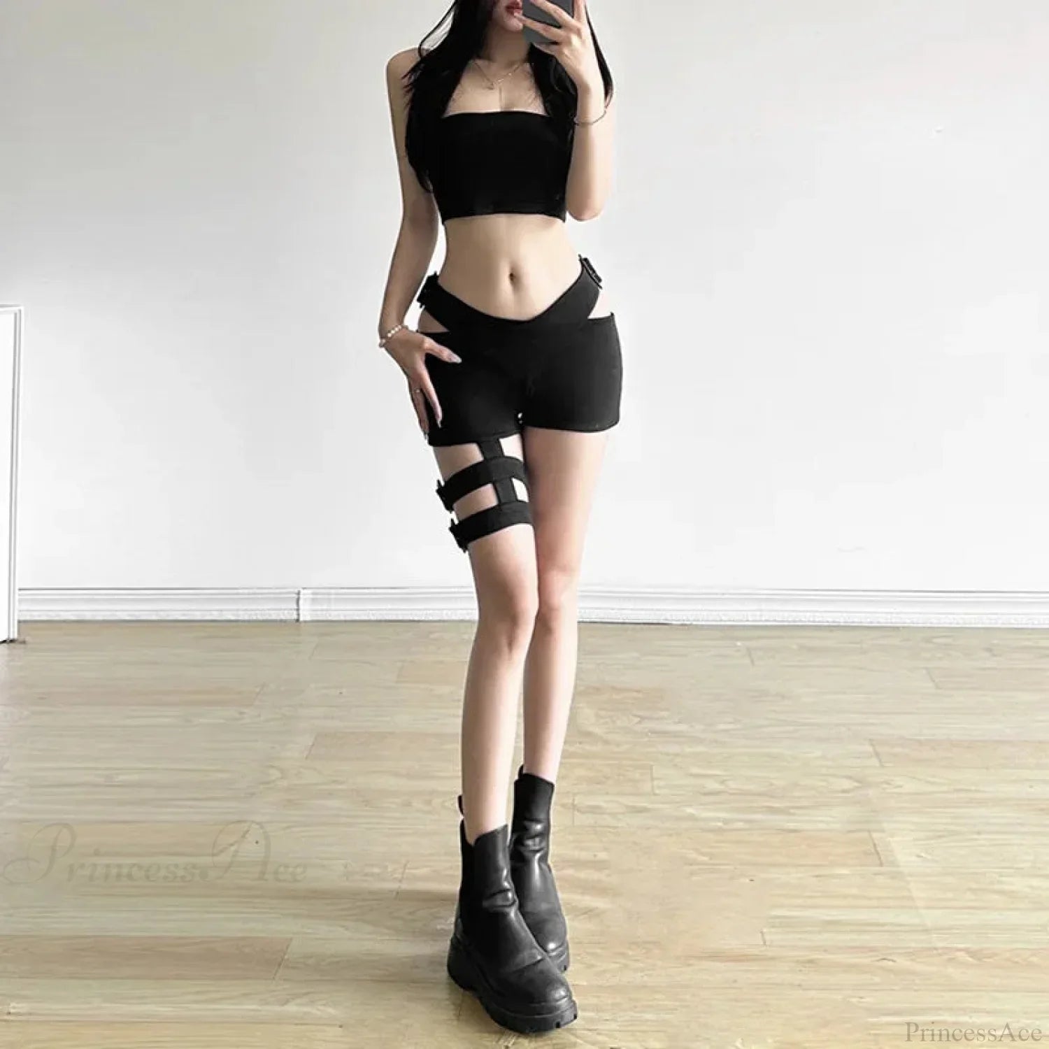 Exposed Waist Stretchy Dark Short