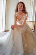 Dreamy Petal V Neck Backless Reception Dress
