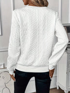 | Tied sweater