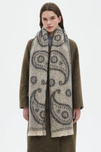 Thick Paisley Jacquard Short Fringe Scarf