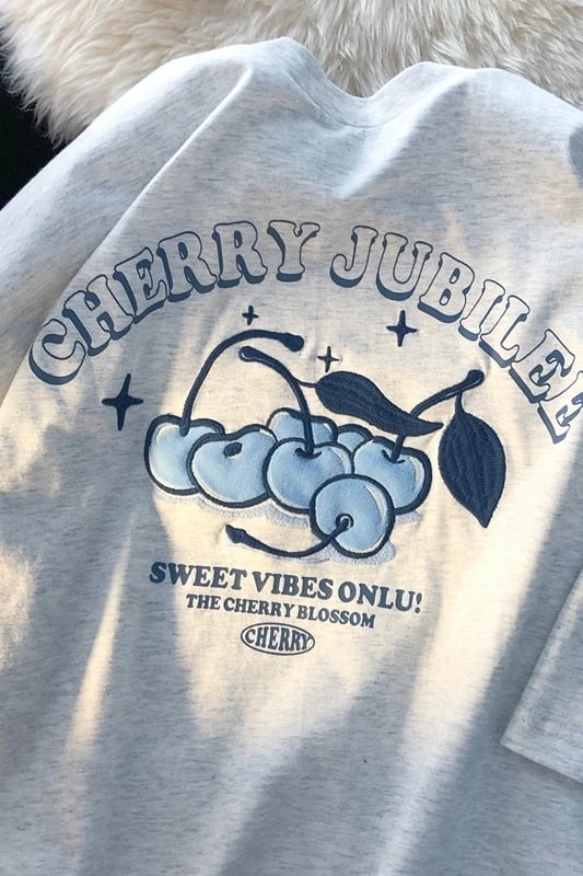 Cherry Embroidery Loose Short Sleeve T-shirt