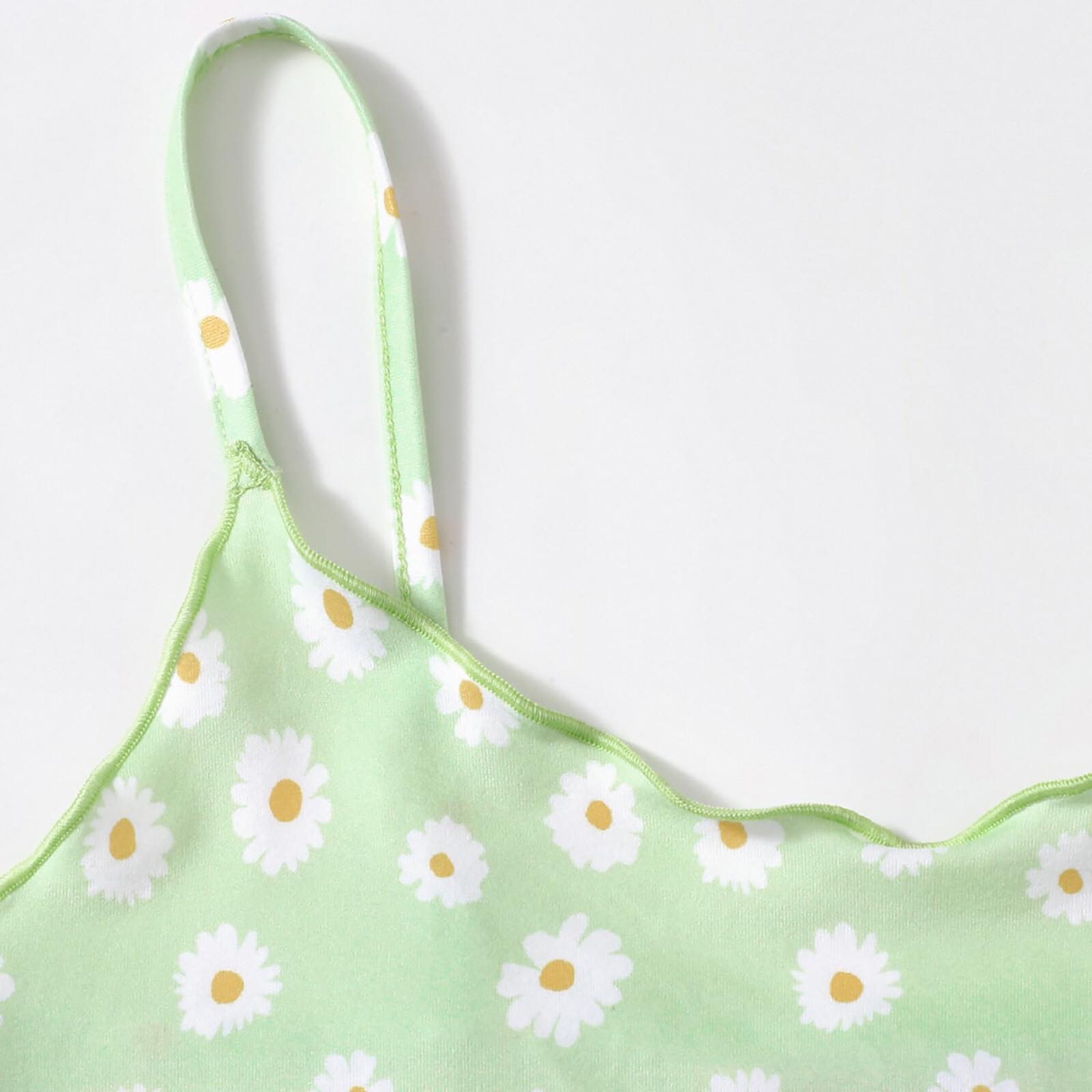 Cute Comic Flower Graphic Print Tank Crop Top Camisole Sleeveless Shirt Summer Casual Aesthetic Goth E-Girl Kawaii Korean Japanese Harajuku Streetwear