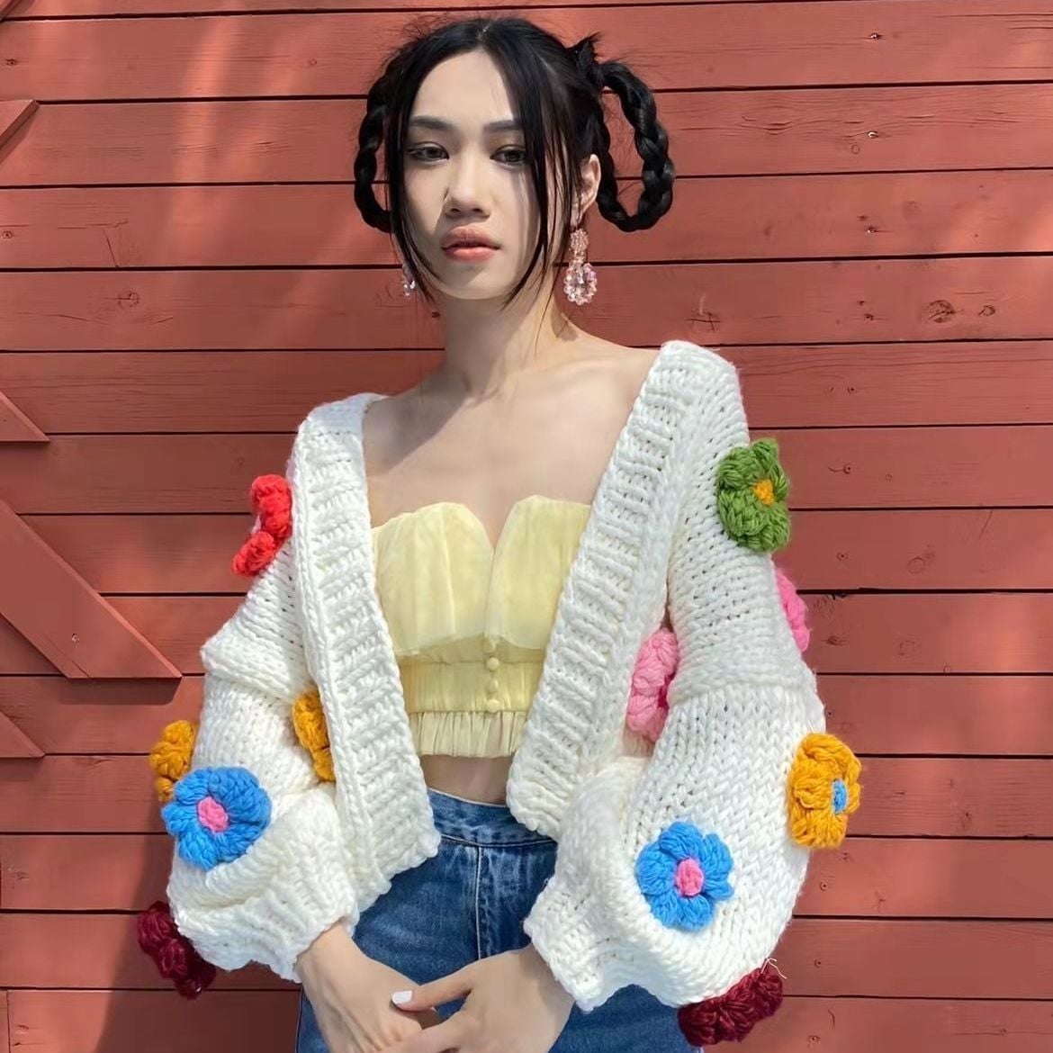 Flower Knit Cropped Cardigan
