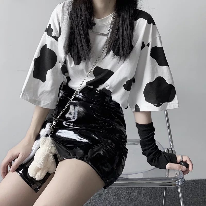 Cute Cow Anime Print Oversized Loose Short Sleeve T-shirt Punk Goth Aesthetic Casual Summer E-Girl Kawaii Korean Japanese Harajuku Streetwear
