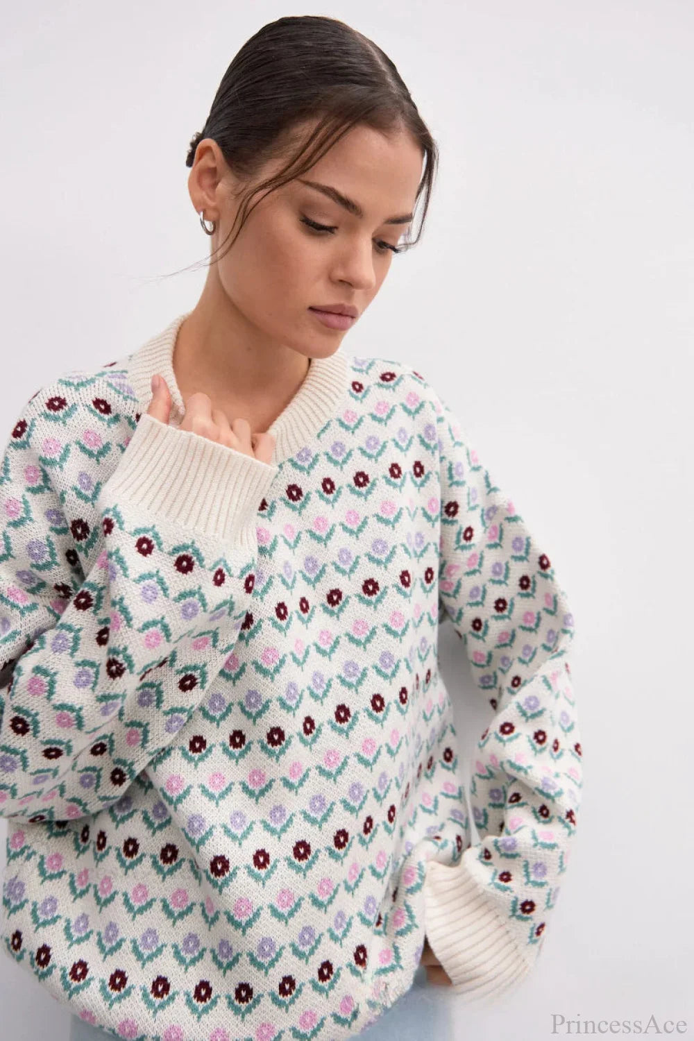 Floral Jacquard Crew Neck Knit Sweater