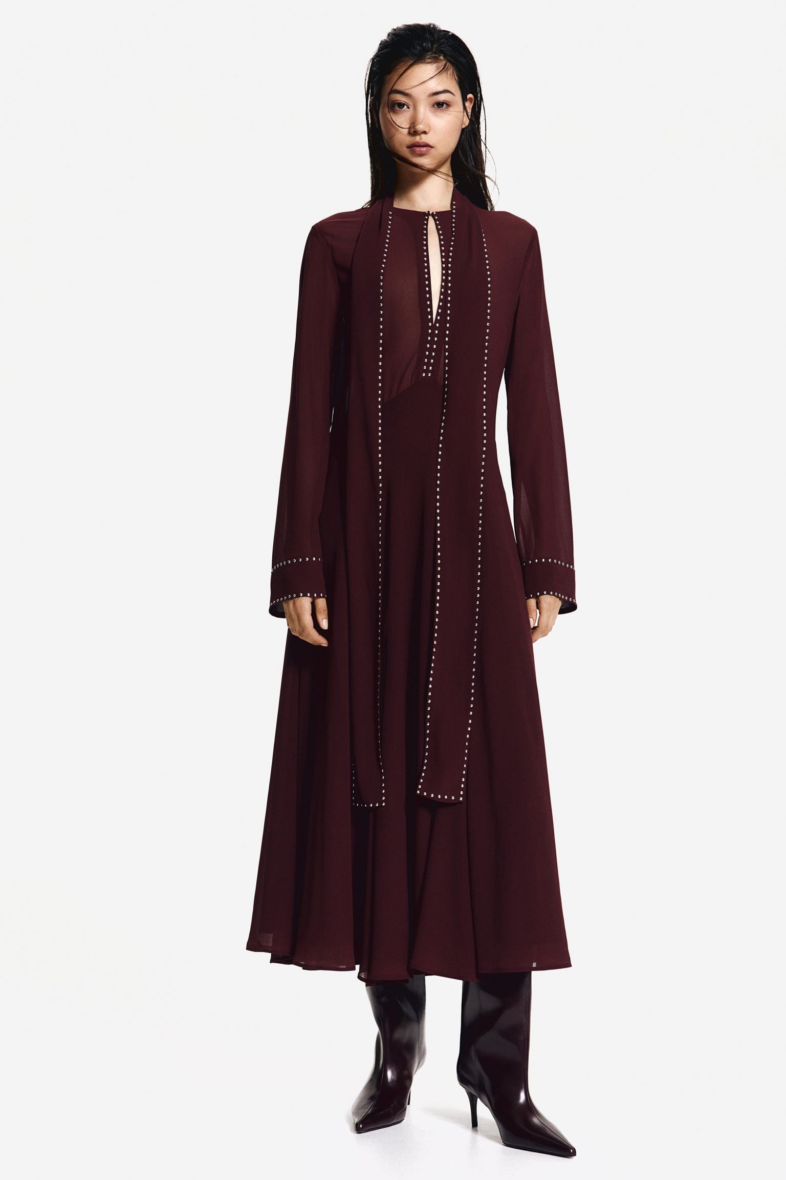 Leila Aesthetic Chiffon Midi Dress with Rivets Chic Silhouette Collection