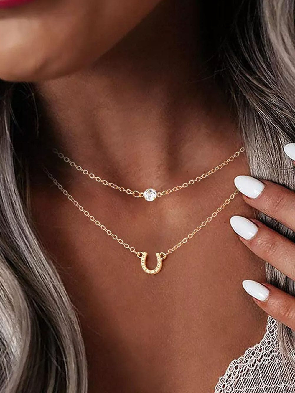 Double-Layer Horseshoe Necklace with Diamonds in Gold