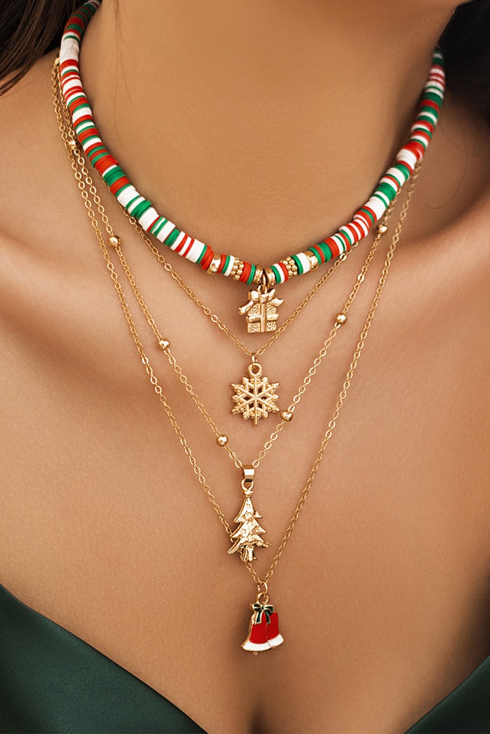 Golden Festival Pendant Necklace Set with Beaded Accents