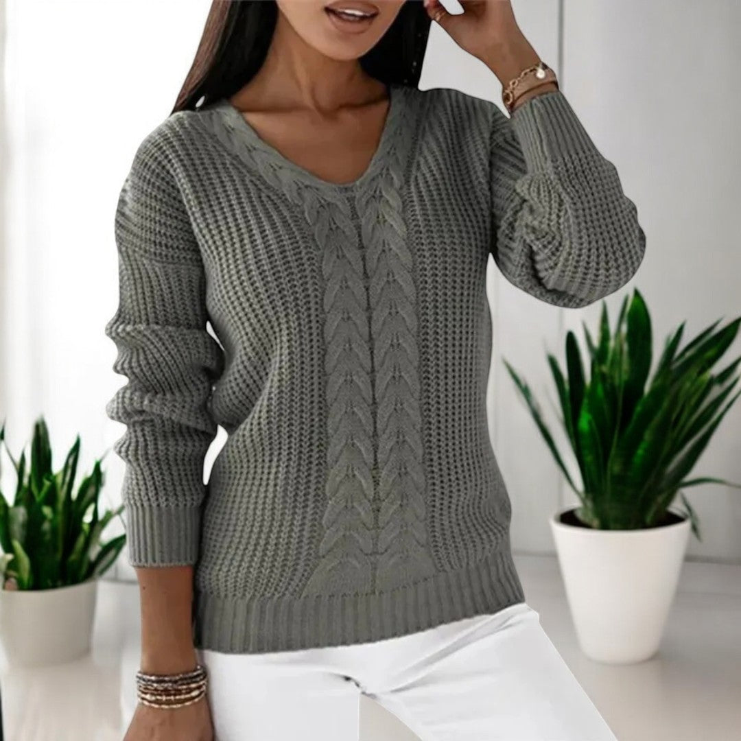 | Cable knit sweater