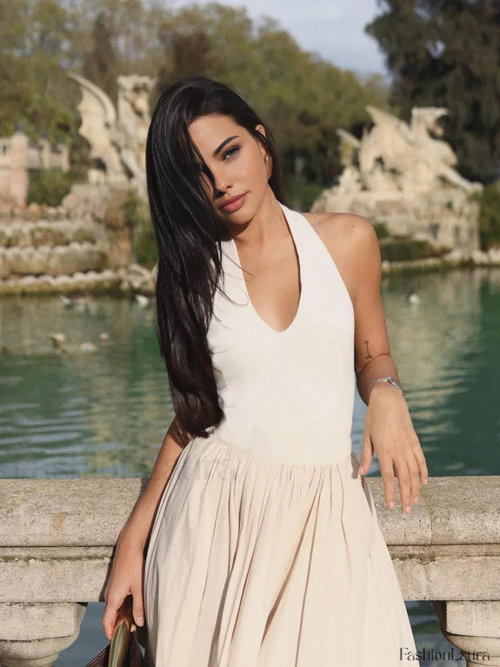 Off-white Halter Backless Pockets Dress