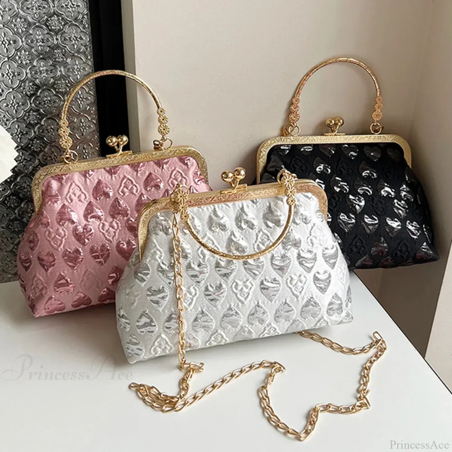 Heart Pattern Stylish Evening Clutch Chain Crossbody Bag