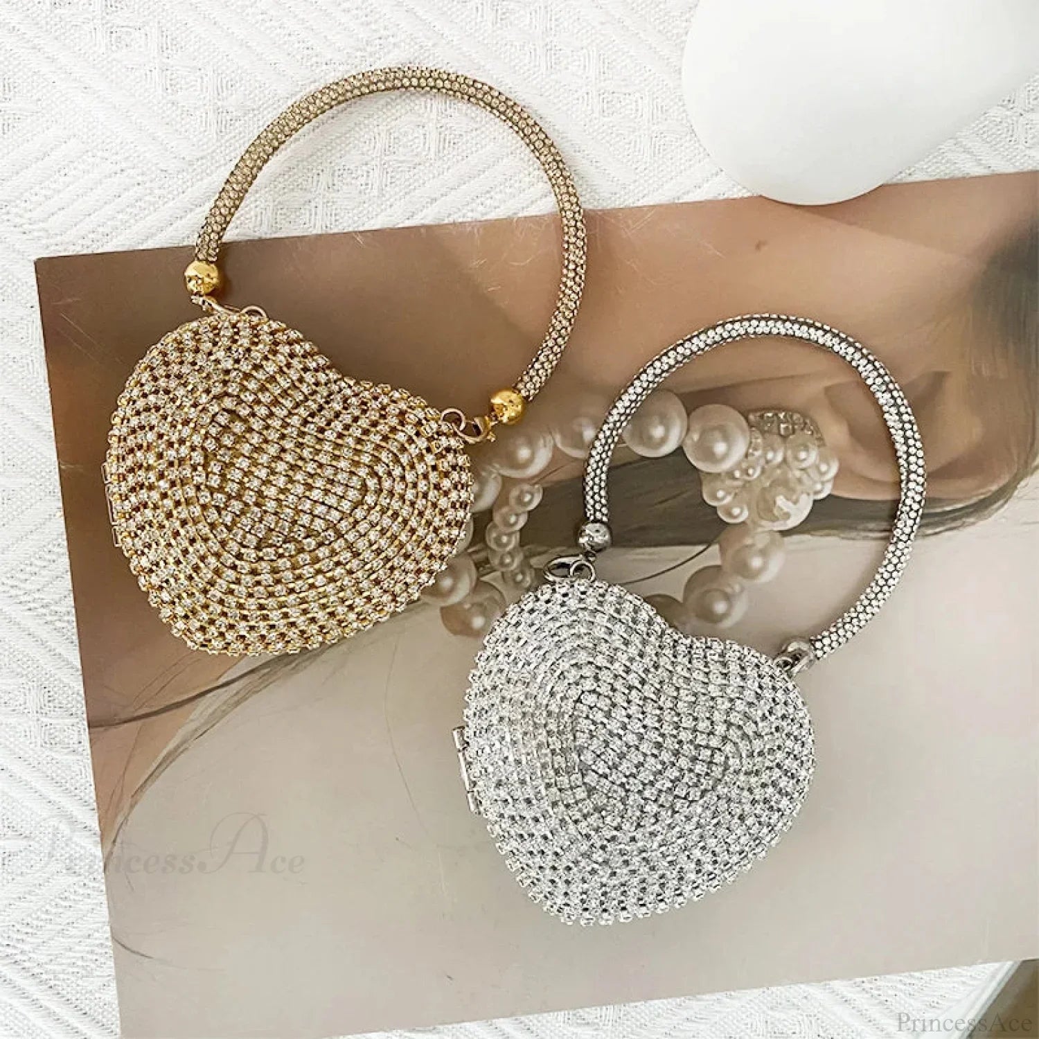 Heart Shape Sparkling Diamond Clutch Bag