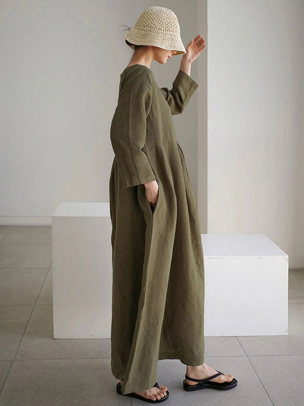| Loose linen dress with side pockets