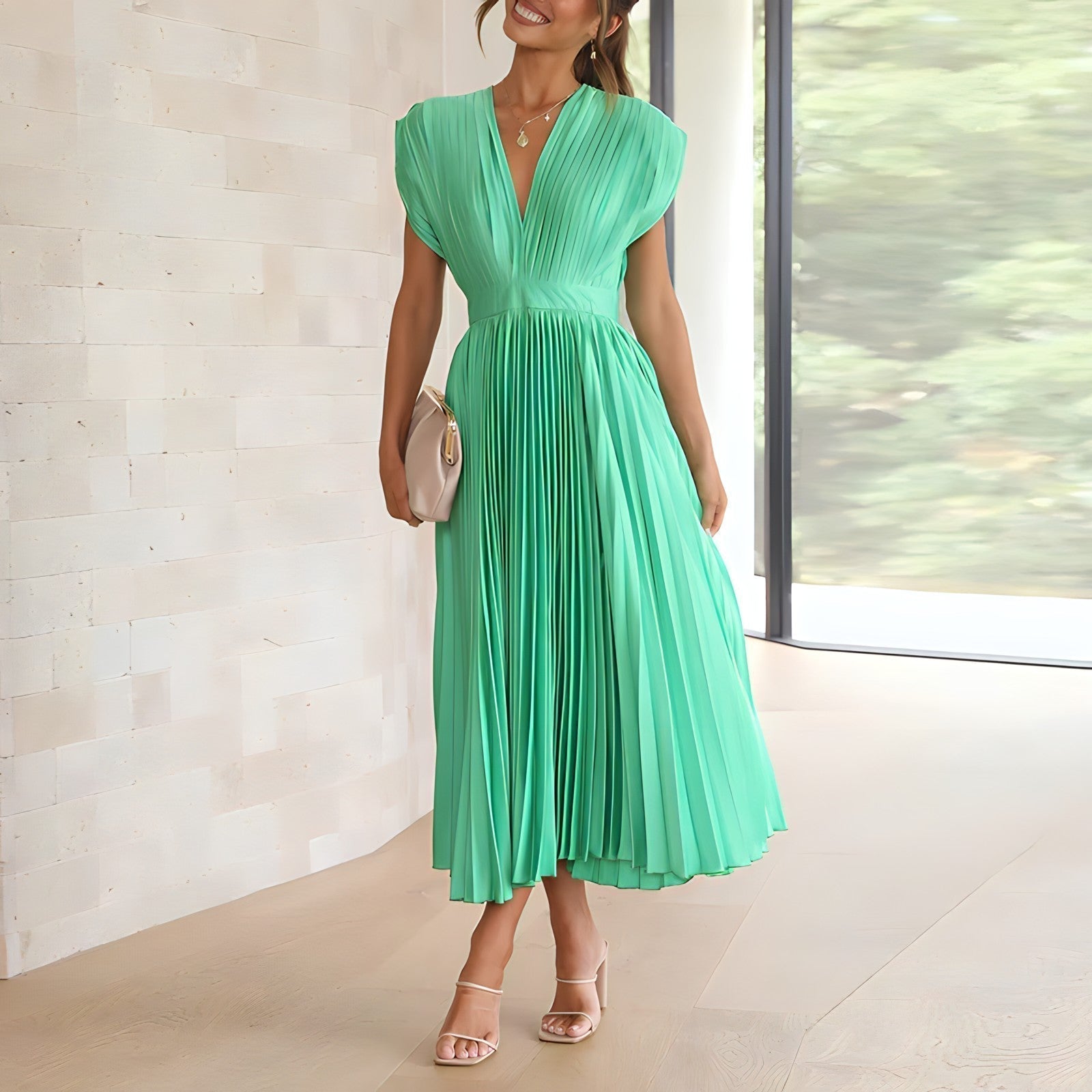 Selena Boutique Dress Chic Silhouette Collection