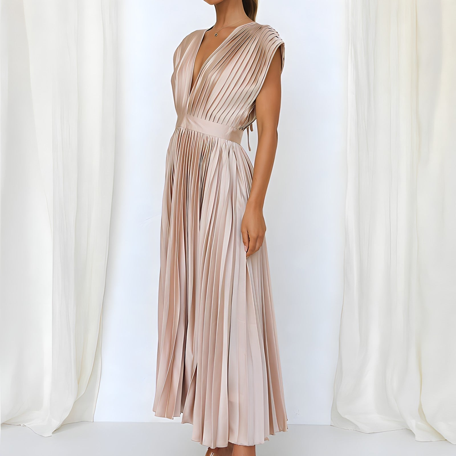 Selena Boutique Dress Chic Silhouette Collection
