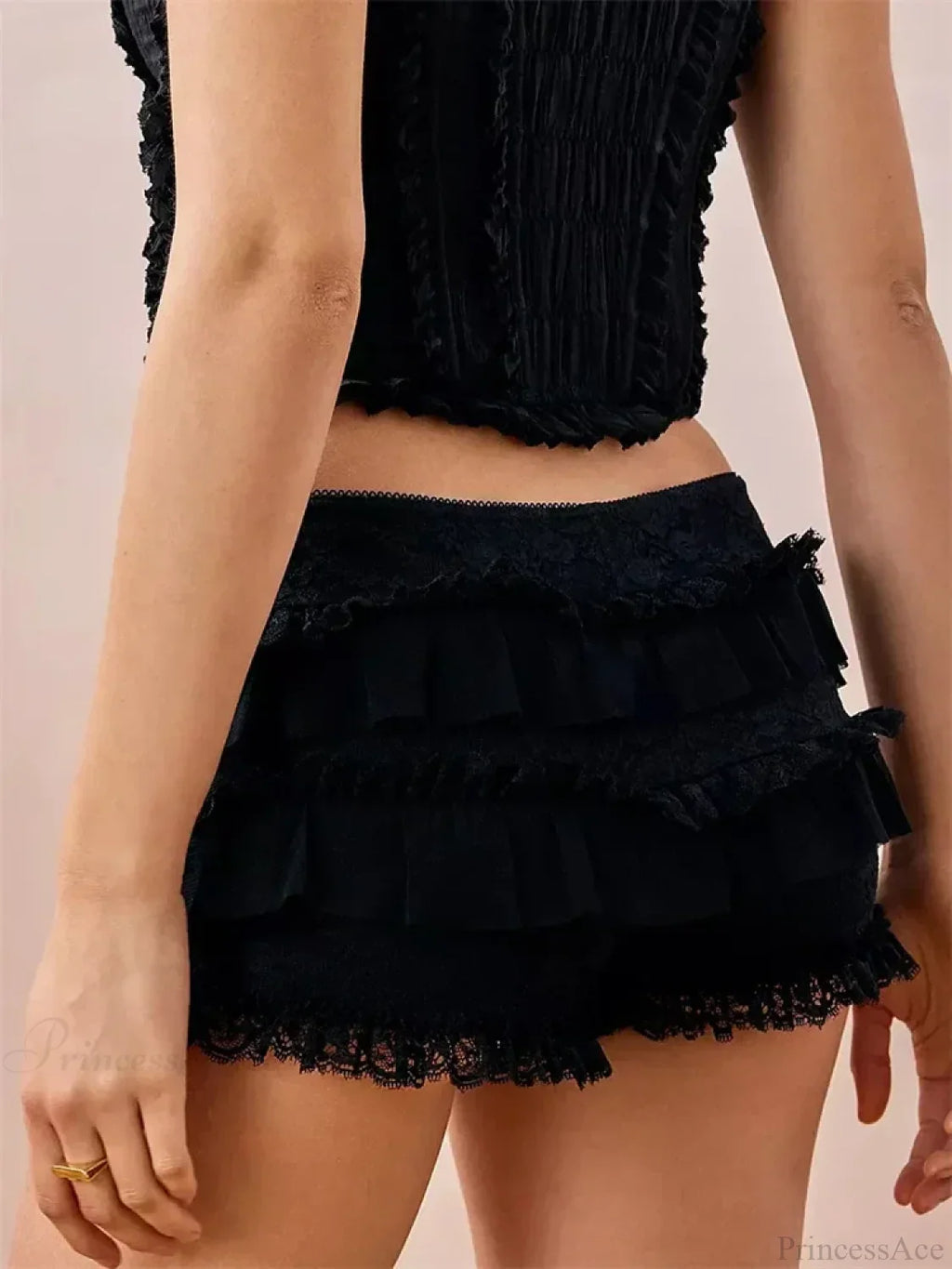 Lace Ruffle Elastic Waist Short