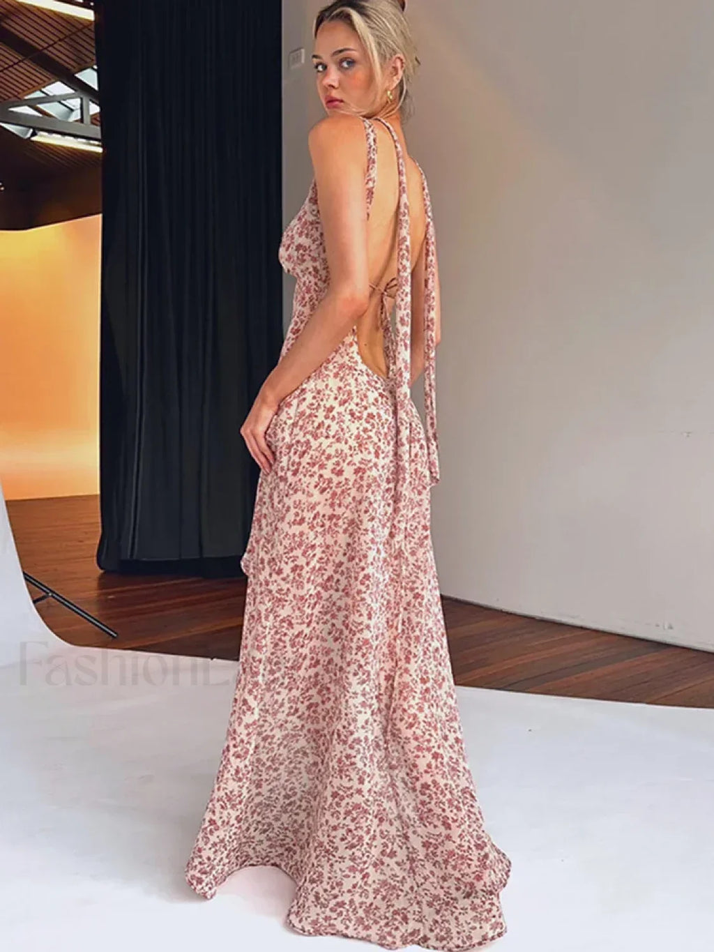 Rose Red Lace-up Side Slit Floral Dress