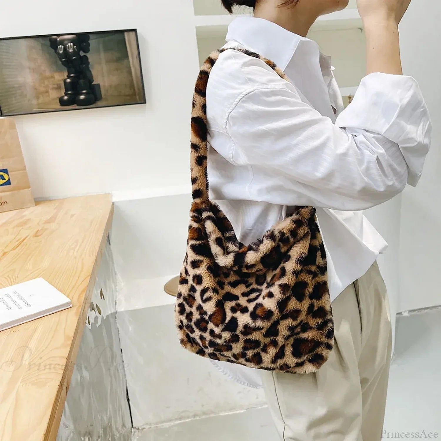 Leopard Love Heart Pattern Underarm Shoulder Bag