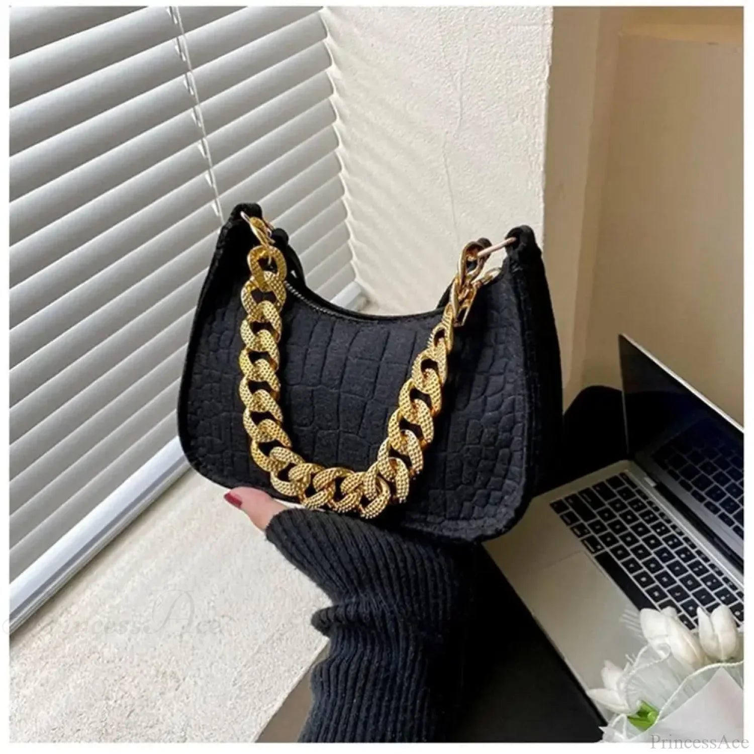 Luxury Metal Chain Shoulder Handbag Elegant Clutch