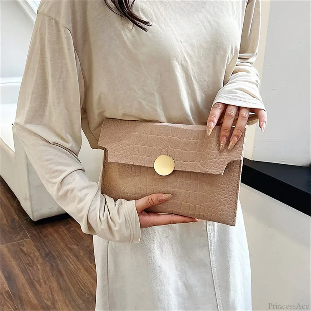 Minimalism Felt Indentation Clutch Wristlet