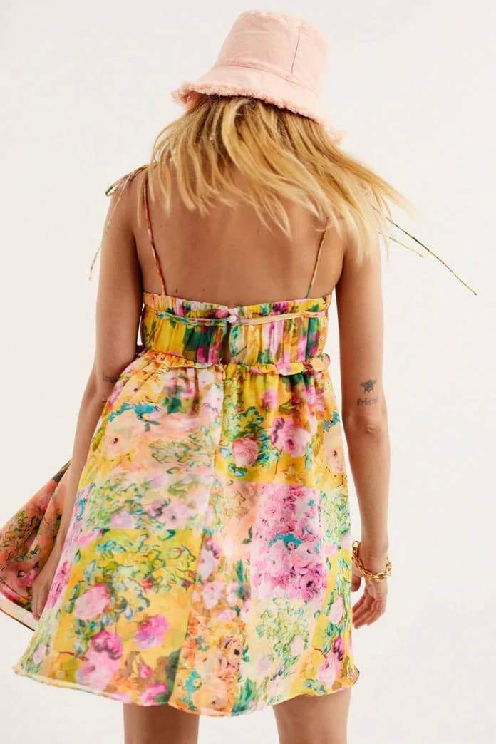 Leonor Minimalist Chiffon Mini Dress with Floral Print Evening Wear Edit