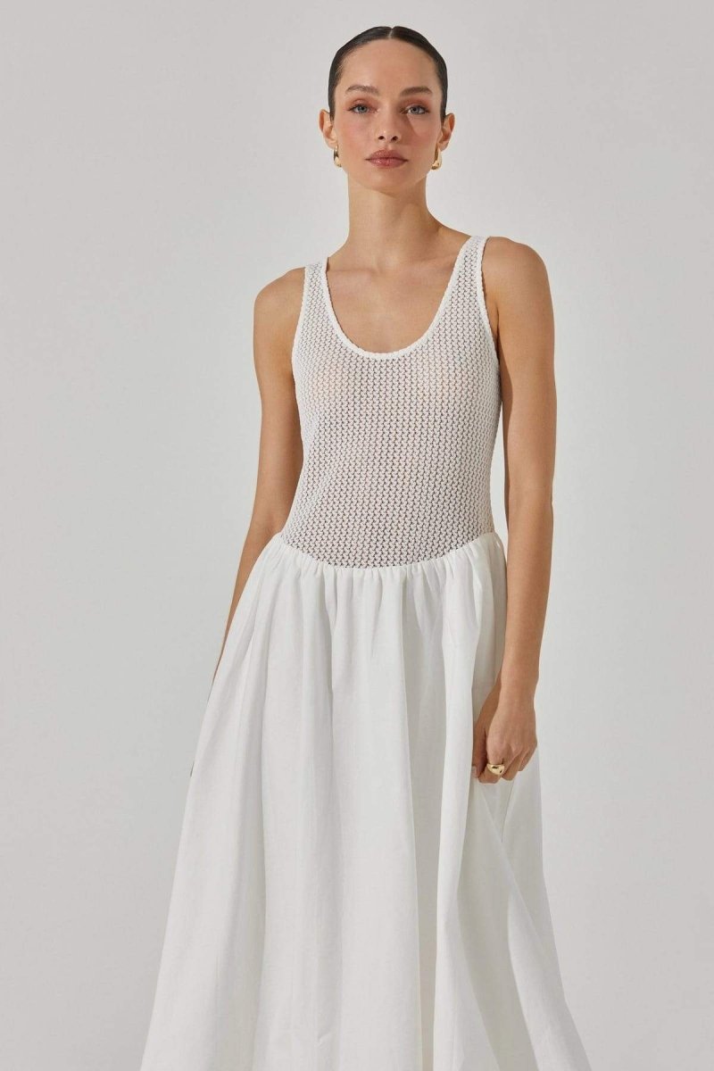 Teodora Minimalist Sleeveless Midi Dress in Contrast Color Chic Silhouette Collection