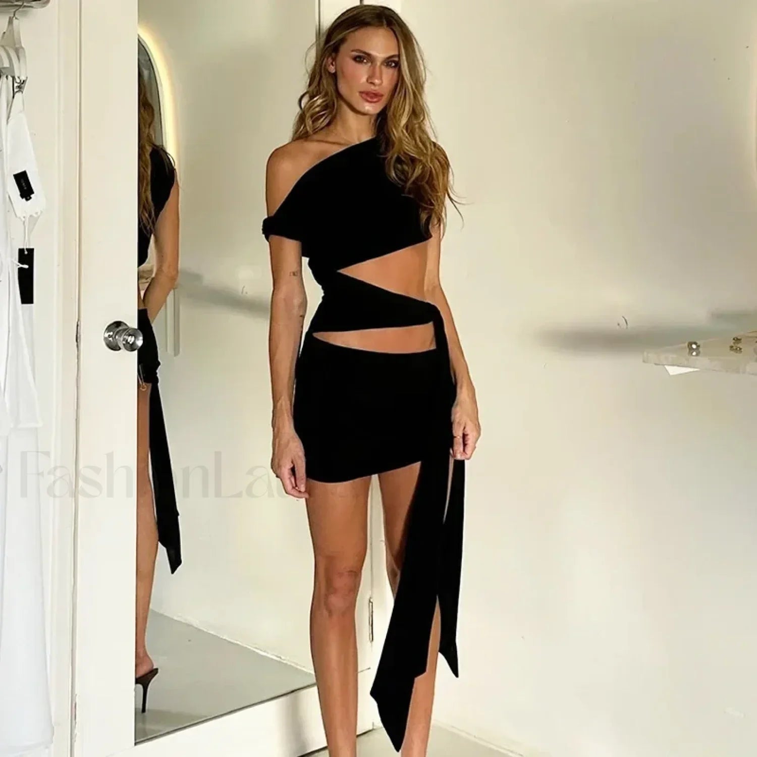 Black Oblique Collar Strapless Mini Dress