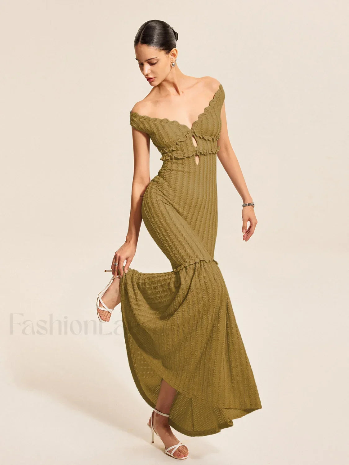 Off Shoulder Ruffle Detail Dress