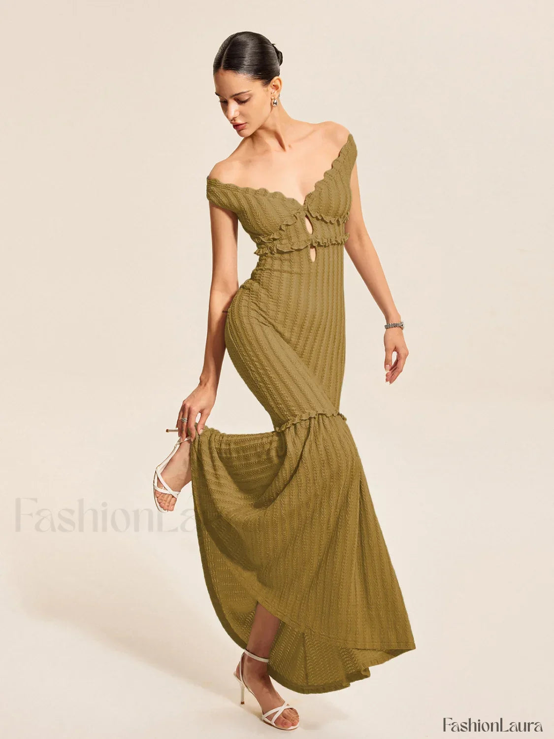 Off Shoulder Ruffle Detail Dress
