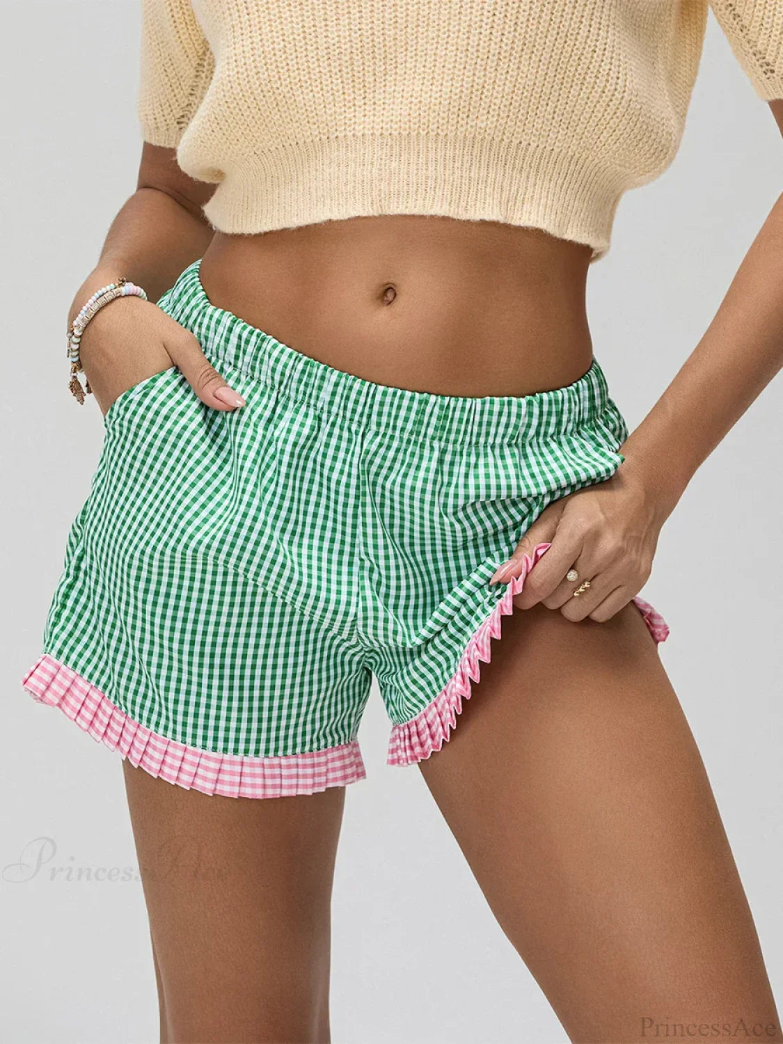 Plaid Ruffle Hem Loose Short