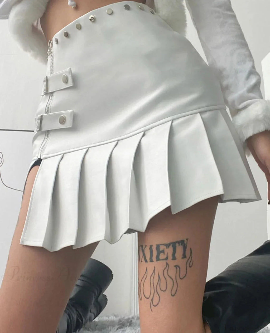 Retro PU Leather Pleated Mini Skirt