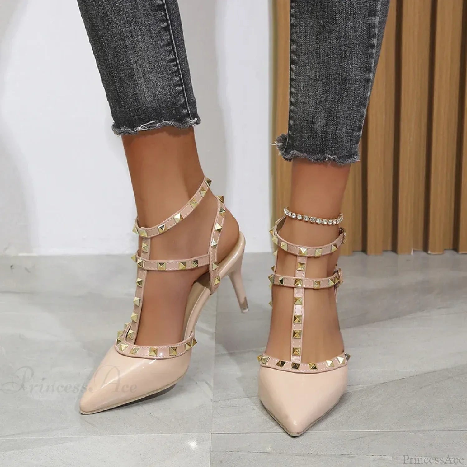 Rivets Sandals Summer Thick Fine High-Heeled Pointed Stiletto Nightclub High Heel
